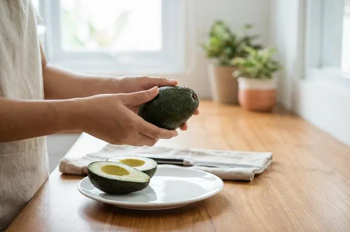 Anti Gagal! Kenali Alpukat Matang Seperti Apa