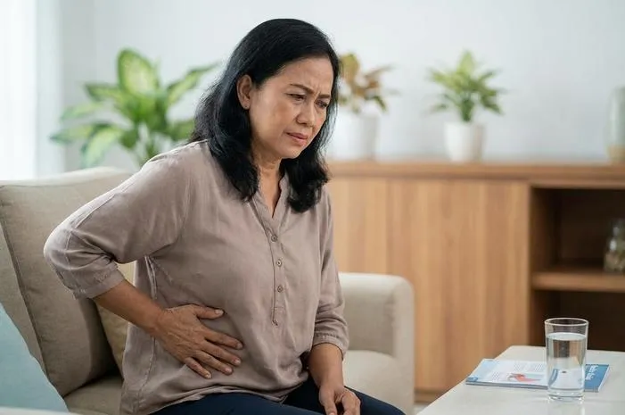 Sakit di Bawah Tulang Rusuk Kanan: Kenali Penyebabnya