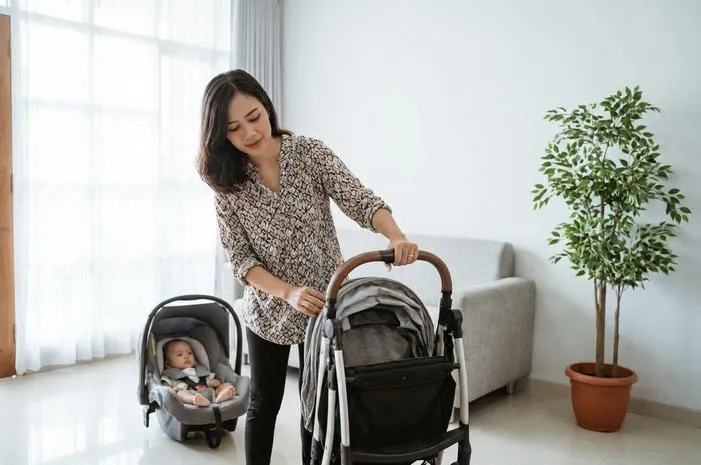 Stoler Bayi Praktis: Mudah Ajak Si Kecil Bepergian Nyaman