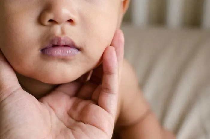 Bibir Bayi Ungu, Kapan Harus Khawatir?