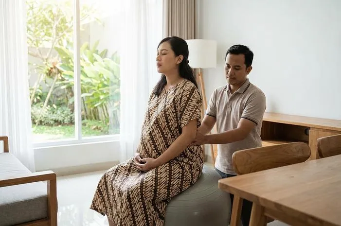 7 Cara Aman Merangsang Kontraksi Jelang Lahiran