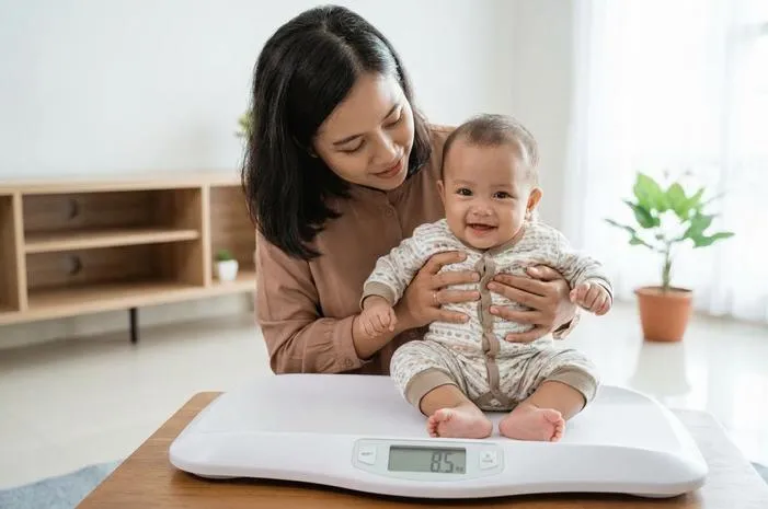 BB Normal Bayi 8 Bulan: Yuk, Pahami Angkanya!