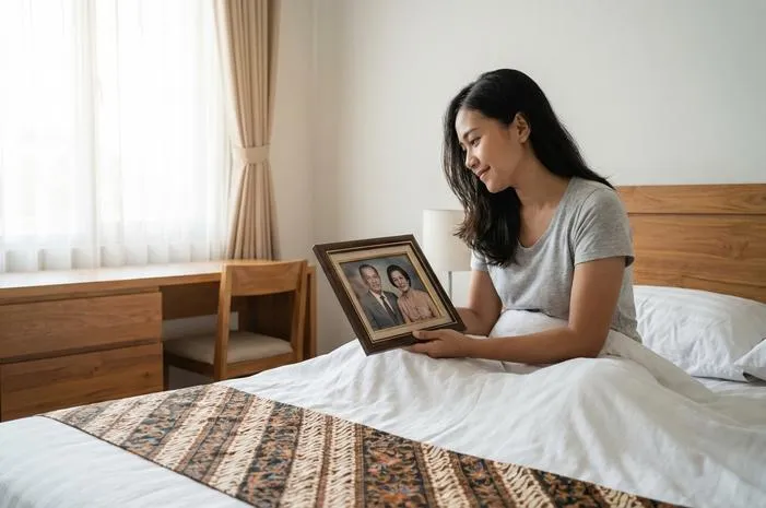 Ini Arti Mimpi Orang Tua, Rindu atau Peringatan?
