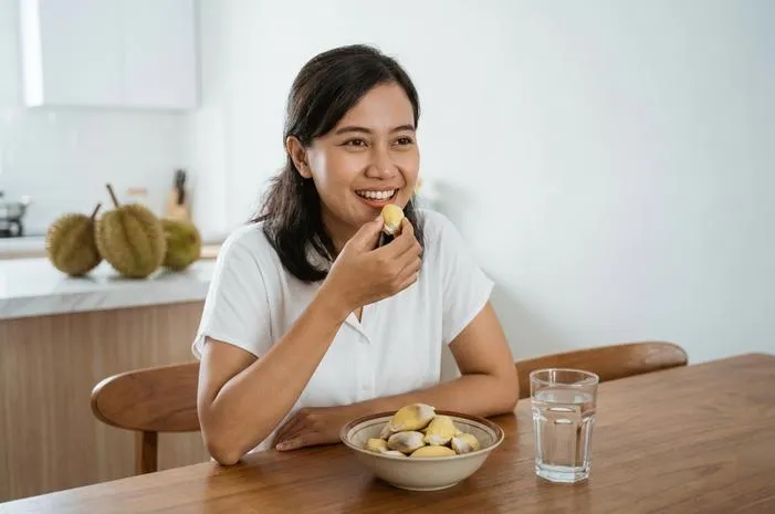 Biji Durian Bisa Dimakan, Tapi Awas Jangan Mentah!