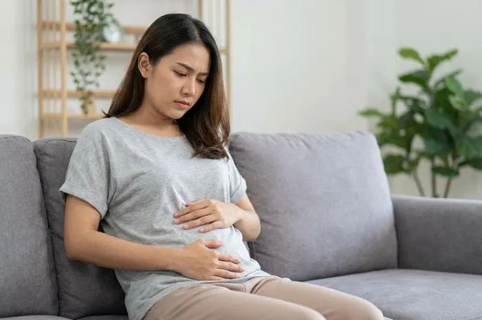 Anus Keluar Benjolan? Jangan Panik, Ini Solusinya!