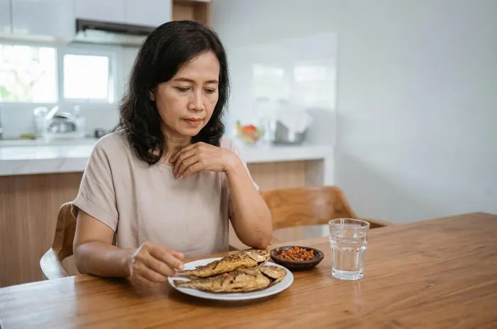 Asam Lambung Mau Ikan Goreng? Perhatikan Hal Ini