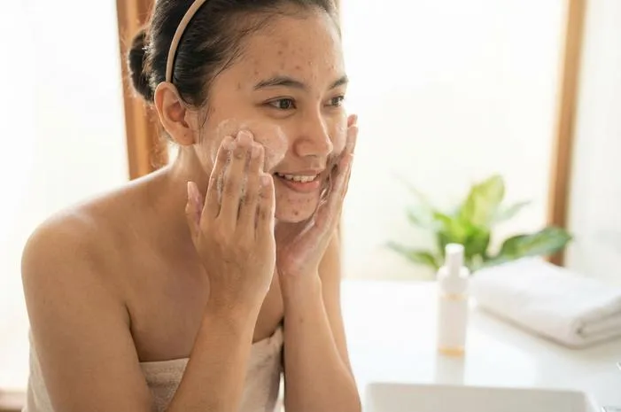 Rekomendasi Sabun Muka Jerawat Ampuh dan Aman Haloskin