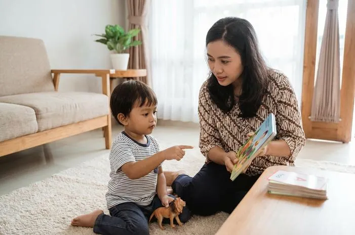Anak 3 Tahun Belum Lancar Bicara? Jangan Panik, Lakukan Ini!
