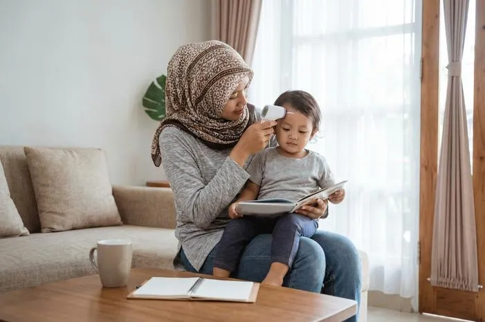 Berapa Suhu Normal Anak? Kenali Batas Aman Si Kecil.