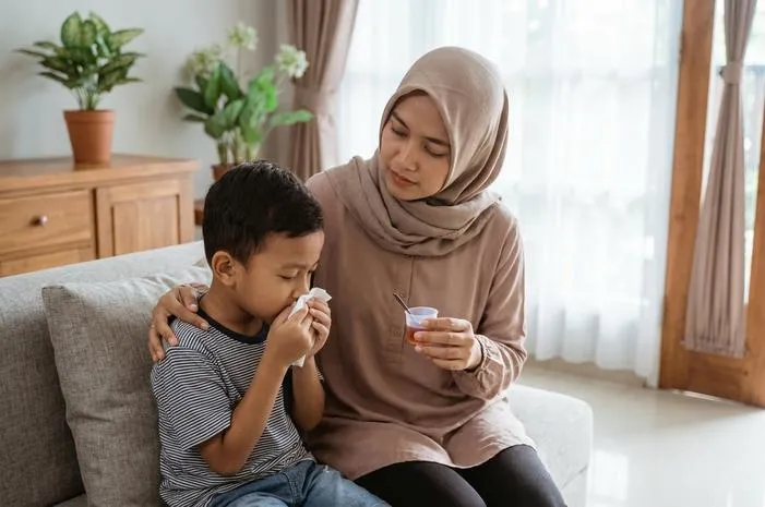 Cara Ampuh Atasi Batuk pada Anak Tanpa Obat