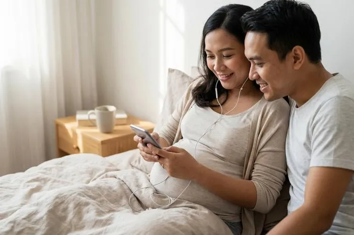 Dengar Detak Jantung Janin Pakai HP? Ini Caranya!
