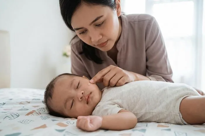 Waspada! Ini Penyebab Dehidrasi pada Bayi