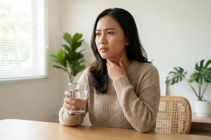 Mudah! Cara Hilangkan Rasa Nyangkut di Tenggorokan