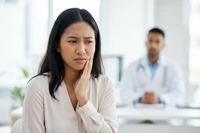 Atasi Rahang Bergeser Cepat: Gejala, Penyebab, Solusi