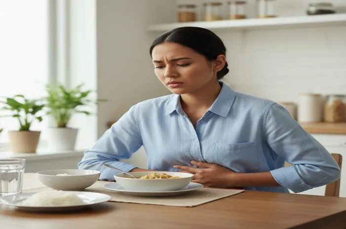 Kok Habis Makan Mual? Mungkin Ini Penyebabnya