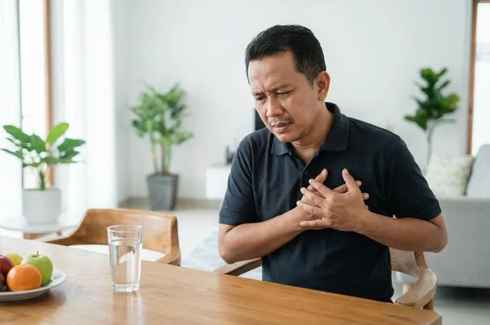 Dada Terasa Terbakar: GERD, Stres, atau Jantung?