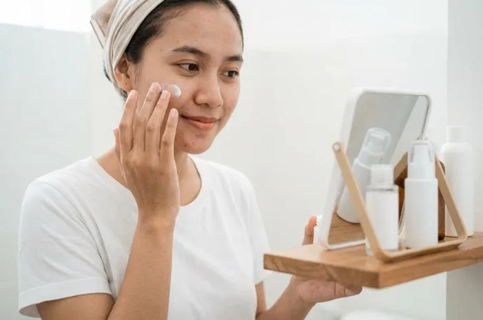 Moisturizer untuk Kulit Kering dan Bruntusan Terbaik