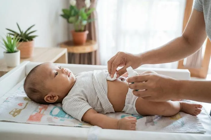Pusar Bayi Cepat Kering Setelah Puput, Ini Tipsnya!