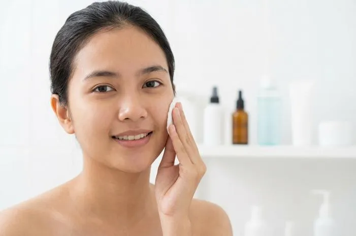 Rekomendasi Toner Murah Bikin Kulit Glowing, Gak Boros!