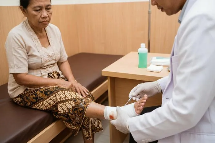 Kaki Luka Bernanah: Pertolongan Pertama di Rumah, Kapan ke Dokter