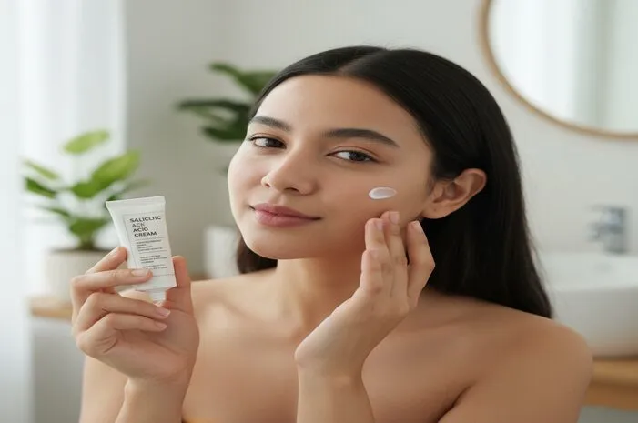 Asam Salisilat Cream Rawat Jerawat Komedo Kulit Mulus