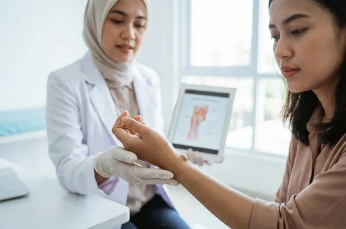 Ternyata Ini Penyebab Kista Ganglion yang Perlu Diketahui