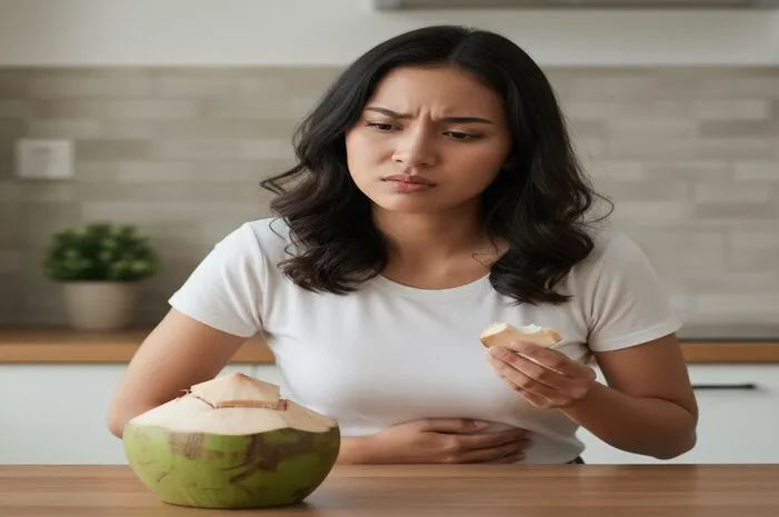 Efek Samping Daging Kelapa Muda: Jangan Berlebihan Ya!