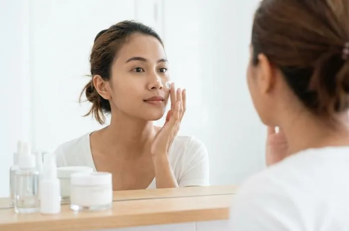 Apakah Sunscreen Parasol Bisa Mencerahkan Wajah? Cari Tahu