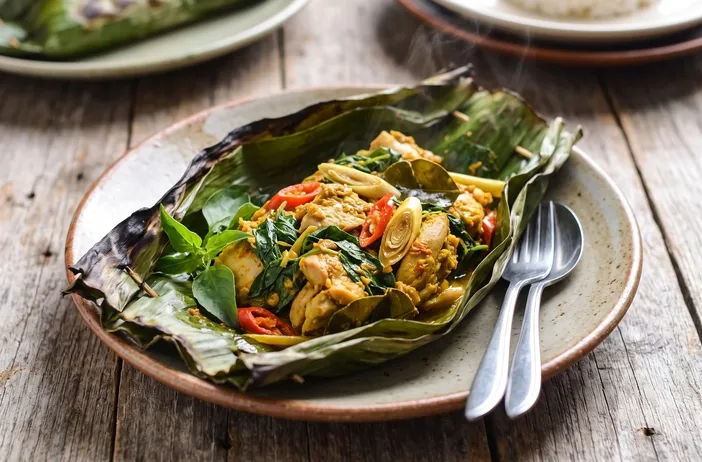Resep Pepes Ayam Kemangi Gurih dan Wangi ala Rumahan