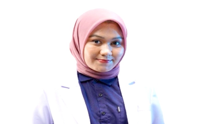 dr. Putri Zulfira Yasmin